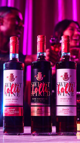Sweet Red Wine Gifting
